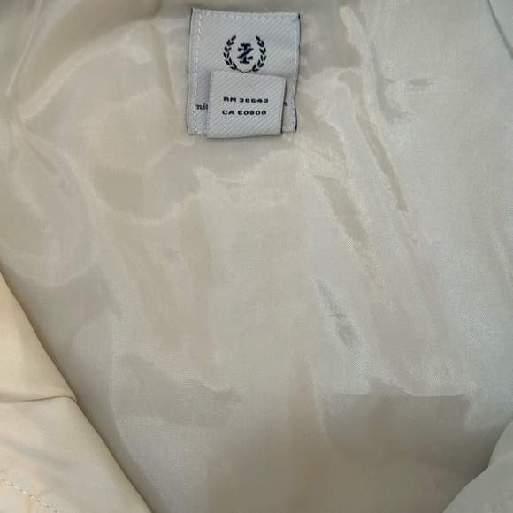 Izod Ivory Quilted Vest With Zip Front and Front Slip-In Pockets Size L - Picture 4 of 5